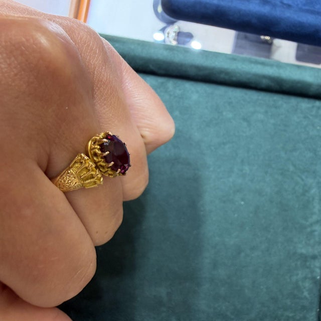 Vintage Oval Rodolite Garnet Victorian Revival in 18k Yellow Gold Solitaire Ring, Size 10.5 For Sale - Image 17 of 17