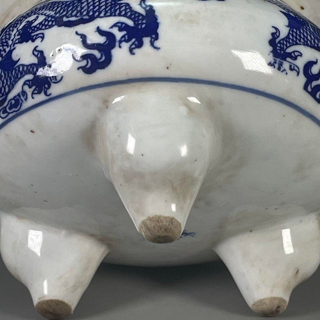 White Vintage Blue & White Porcelain Tripod Censer – Dragon Motif, Qianlong Mark For Sale - Image 8 of 9