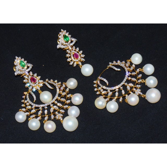 Early 21st Century Certified Natural 116CT VS F Diamond Emerald Ruby Pearl 18K Gold 2-IN-1 Earrings, A Pair For Sale - Image 5 of 6