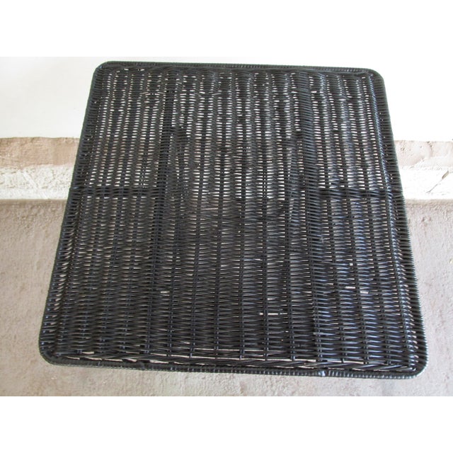 Italian Vintage 1960s Italian Painted Wicker and Steel Folding End / Tray Table For Sale - Image 3 of 9
