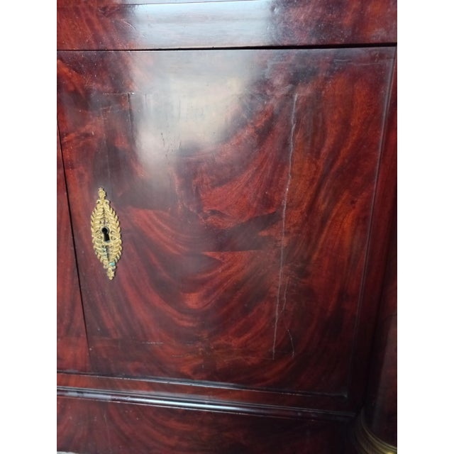 Empire Secretaire in Corinthian Bronze Gilded with Mercury, 1810 For Sale - Image 17 of 18
