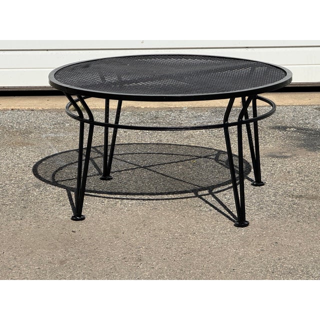 Vintage Woodard Style Outdoor Wrought Iron Round Coffee/ Cocktail Table For Sale - Image 10 of 10