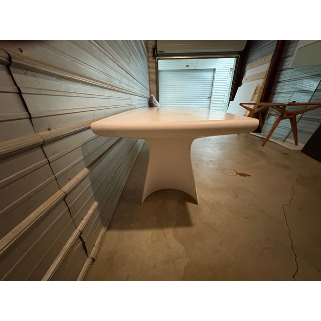 White 1970s Italian Modern Table by Skitsch Milan For Sale - Image 8 of 12