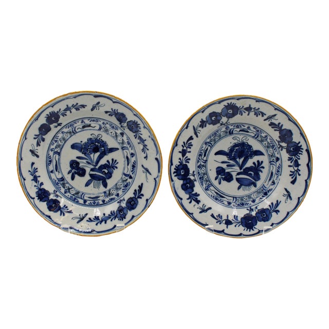 Circa 1780 Dutch Pair of Delft Yellow Rim Blue & White Soup Plates For Sale