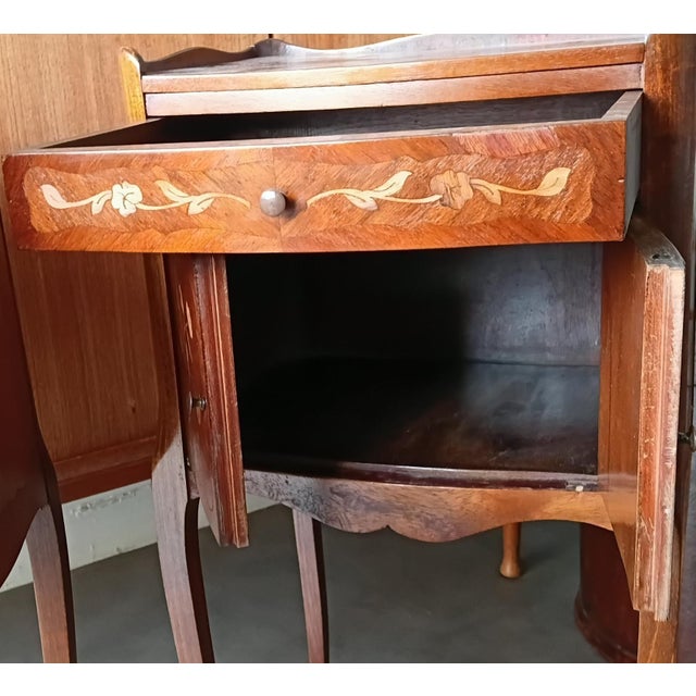 Wood Late 19th Century Pair of French Louis XV Style Rosewood Side Tables Nightstands For Sale - Image 7 of 8