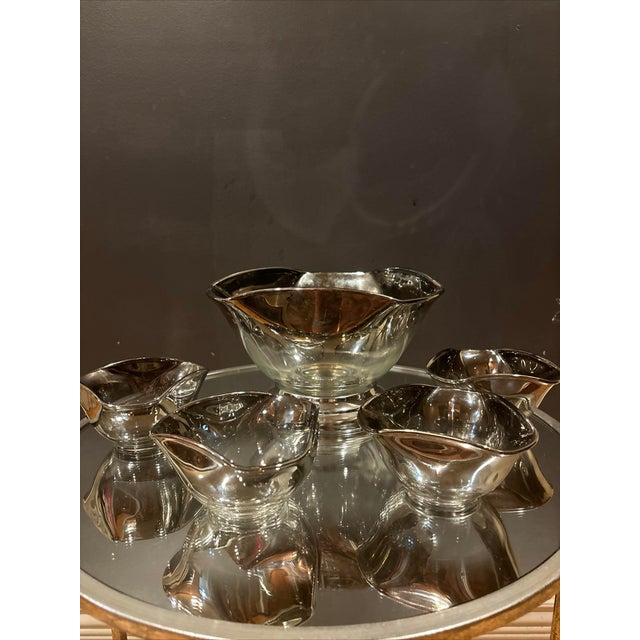 Mid-Century Modern Vintage Mid-Century Modern Dorthy Thorpe Silver Fade Smoke Glass Serving Bowl With 4 Bowls Set- 5 Pieces For Sale - Image 3 of 4