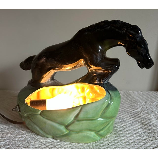 Art Deco Vintage Art Deco Haeger Jumping Horse Tv Table Lamp For Sale - Image 3 of 10