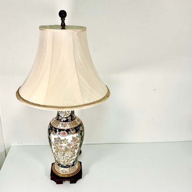 1970s Vintage Hollywood Regency Chippendale Chinoiserie Double Socket Table Lamp For Sale - Image 6 of 18
