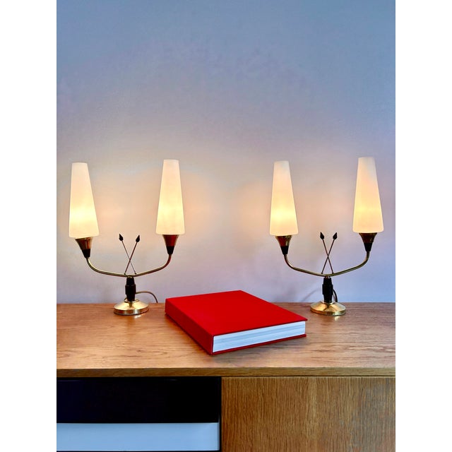 Vintage Table Lamps in Brass and Opaline, 1950s, Set of 2 For Sale - Image 6 of 13