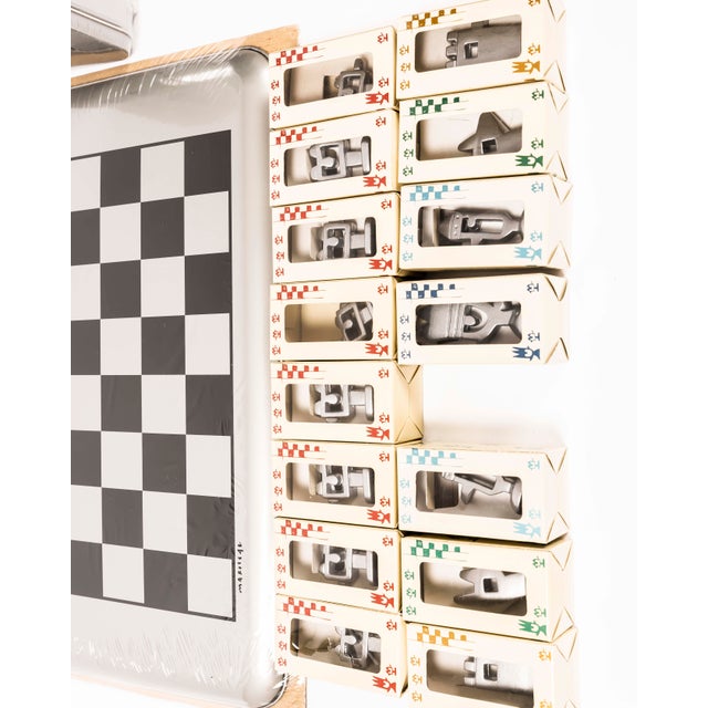 Metal El Ajedrez Chess Game by Javier Mariscal for Akaba, Spain, 1992 For Sale - Image 7 of 9