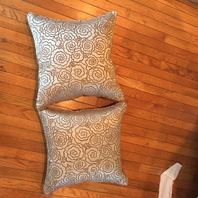 Blue Silk & Velvet Pillows - A Pair For Sale In New York - Image 6 of 7