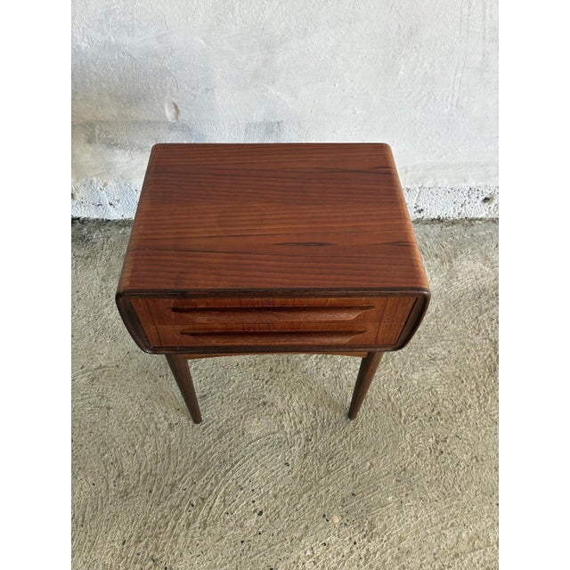 Brown Bedside Tables by Johannes Andersen, 1950s, Set of 2 For Sale - Image 8 of 13