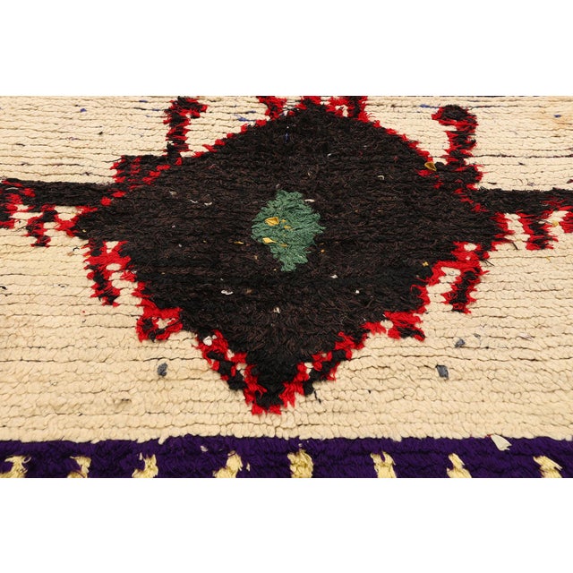 Late 20th Century Vintage Azilal Boucherouite Moroccan Rug, 03'11 X 05'09 For Sale - Image 5 of 10