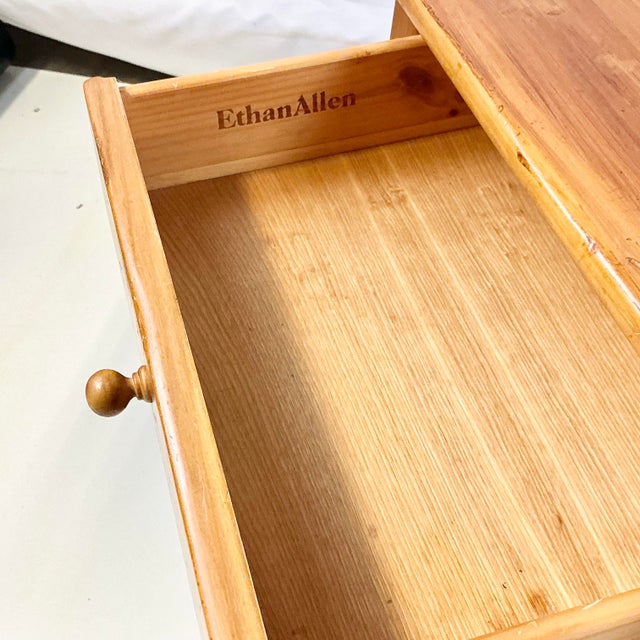 1970s Vintage Arts & Crafts Shaker Ethan Allen Pine Side Tables - A Pair, Country Craftsman Collection For Sale - Image 9 of 16