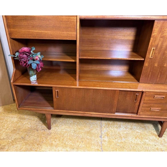Mid-Century Modern Danish Style Teak Highboard attributed to Elliotts of Newbury, 1960s For Sale - Image 6 of 13