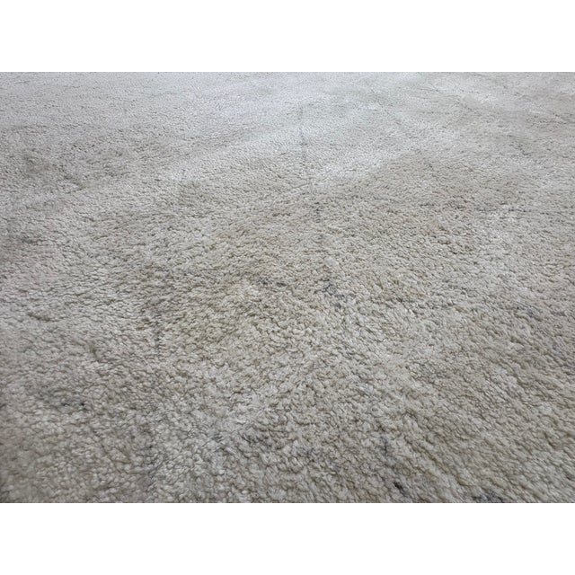 2020s Rh Iman Diamond Wool Rug 9x12 - Ivory/Silver For Sale - Image 5 of 18