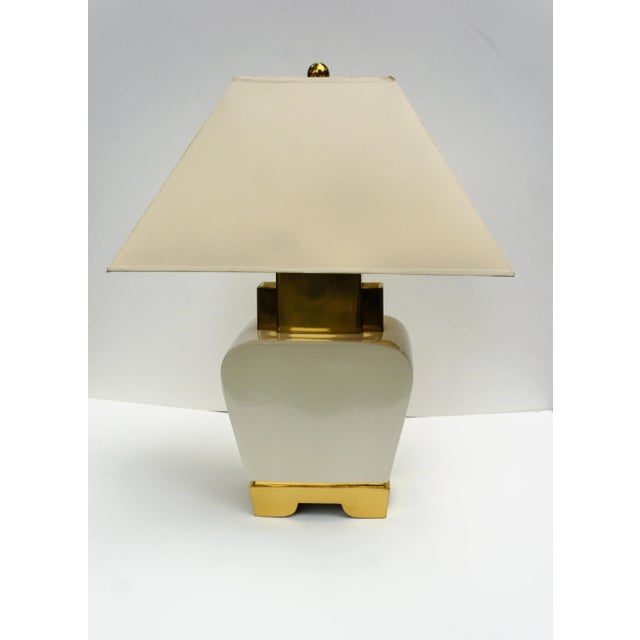1980s Chapman Ceramic and Brass Hollywood Regency Chinoiserie Pagoda Table Lamp For Sale - Image 13 of 13