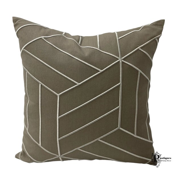 Bernhardt Contemporary Bernhardt Farmhouse Style Gray Geometric Print Duck Down Throw Pillow For Sale - Image 4 of 9