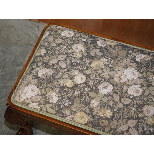 George I Burr Walnut Long Stool, 1720s For Sale - Image 4 of 18