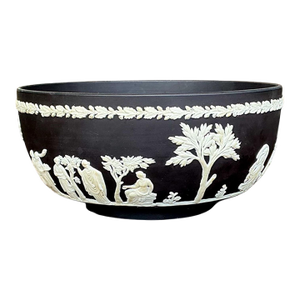 Mid-Century Wedgwood Black Jasperware Basalt Glaze Pottery Neoclassical Sacrifice Bowl