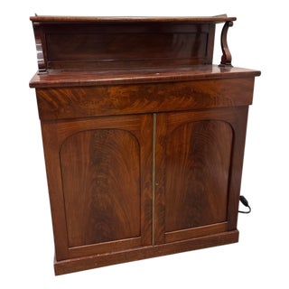 Mid 20th Century English Regency Style Mahogany Chiffonier Cabinet With Gallery Shelf For Sale