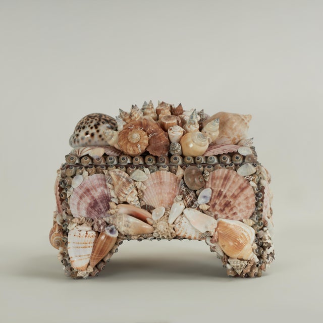 Vintage Seashell Encrusted Box Inbox For Sale - Image 4 of 12