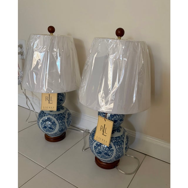 Ceramic Ralph Lauren Chinoiserie Double Gourd Porcelain Lamps. A Pair For Sale - Image 7 of 9