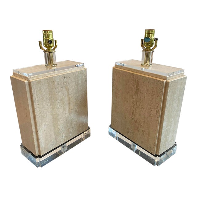 Sculptural Pair of Travertine & Lucite Table Lamps — Geometric Postmodern Italian Design For Sale