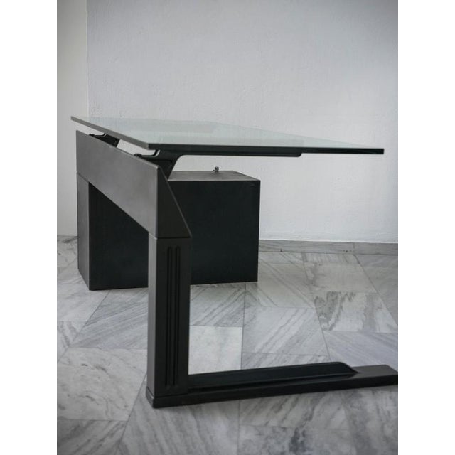 Office furniture system "from 9 to 5" designed by Richard Sapper for Castelli, Italy 1986. with cable fitting inside the...