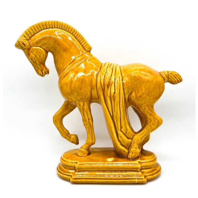 Chelsea House Inc Mid-Century Tang-Style Horse Sculpture in Mustard Yellow Glaze - Chinoiserie, Hollywood Regency, Neoclassical For Sale - Image 4 of 13