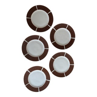 Vintage Mid Century Modern Dinner Plates Brown Scroll Border Set of Five 8.25 Inch For Sale