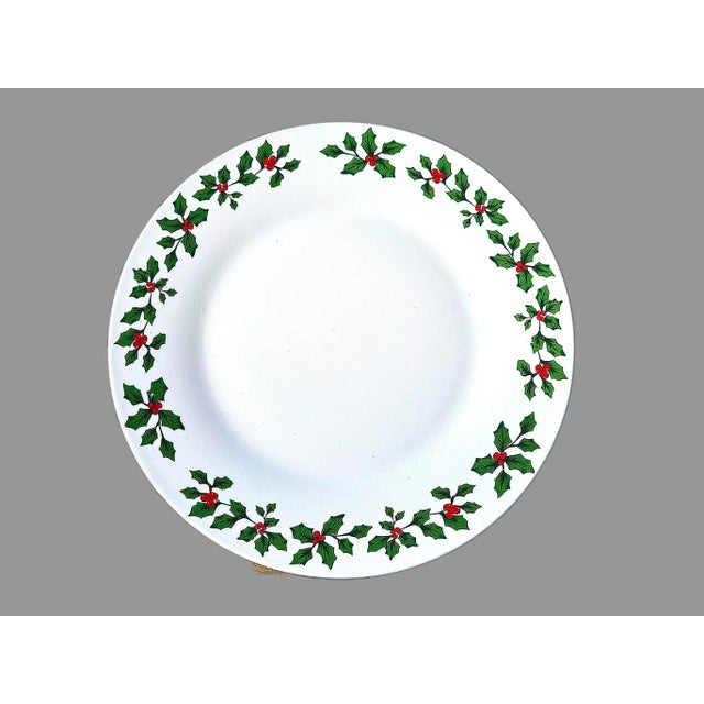 English Holly Berry Christmas Dinner Plates - Set of 10 For Sale - Image 3 of 8