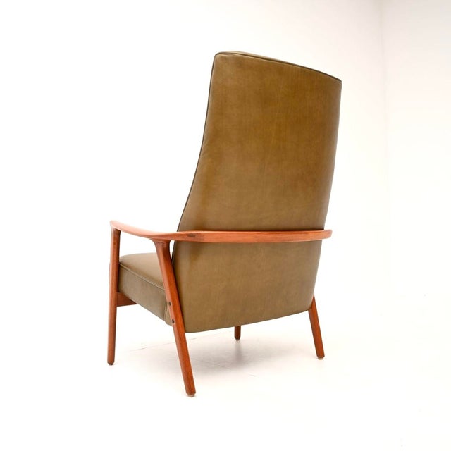 Wood Vintage Swedish Armchair in Walnut and Leather attributed to Inge Andersson from Bröderna Andersson, 1960 For Sale - Image 7 of 10
