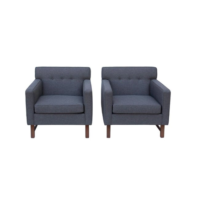 USA, 1950s Great pair of tufted midcentury armchairs made by The Franklin Furniture Co. of Columbiana, OH. These look very...