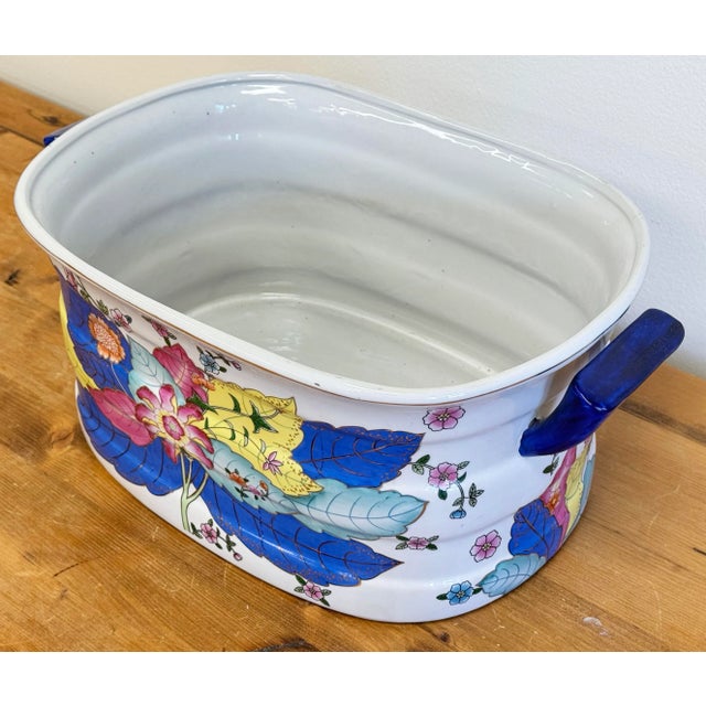 Late 20th Century Large Porcelain Tobacco Leaf Motif Foot Bath or Planter For Sale - Image 5 of 9