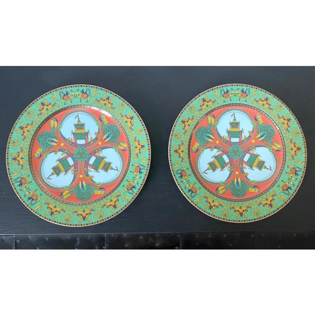 Neoclassical Late 20th Century Serving Platters by Versace for Rosenthal - a Pair For Sale - Image 3 of 11