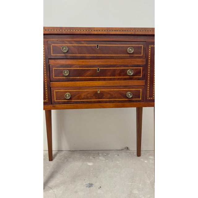 Fine English Inlaid Mahogany Work Table, Circa 1795-1815 For Sale In Houston - Image 6 of 9