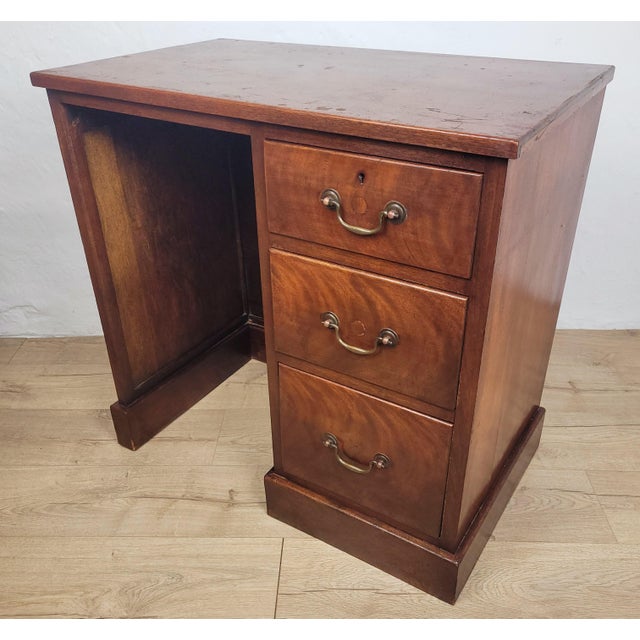 Victorian Writing Desk in Teak, 1890 For Sale - Image 4 of 18