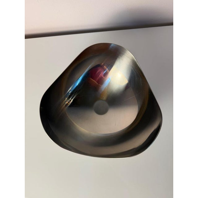 A timeless classic: The Bloom bowl (26 cm diameter) by Helle Damkjær for Georg Jensen combines organic poetry with refined...