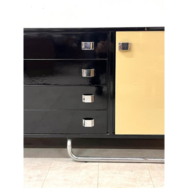 Metal Vintage Lacquered Sideboard by Guido Faleschini for I 4 Mariani, 1970s For Sale - Image 7 of 15