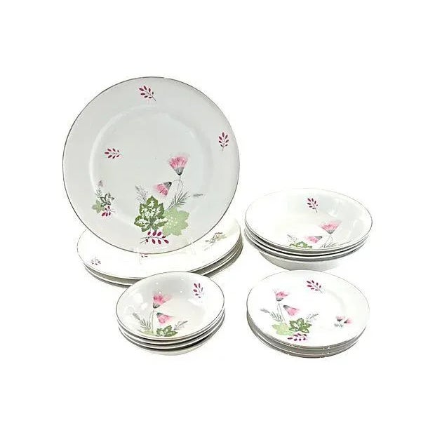 Mid 20th Century Farmhouse Pink Bavarian Dinner Service - Set of 16 For Sale In Chicago - Image 6 of 6