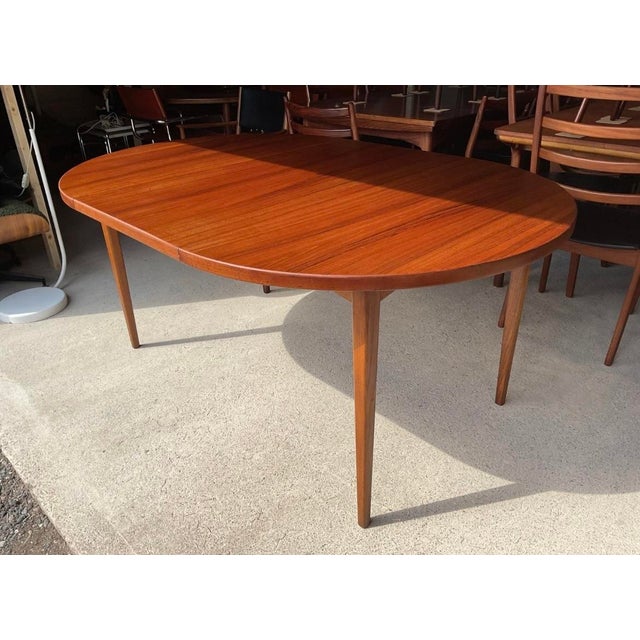 Danish Extendable Dining Table in Teak For Sale - Image 5 of 17