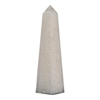 Stoneridge Quartz Obelisk in White For Sale
