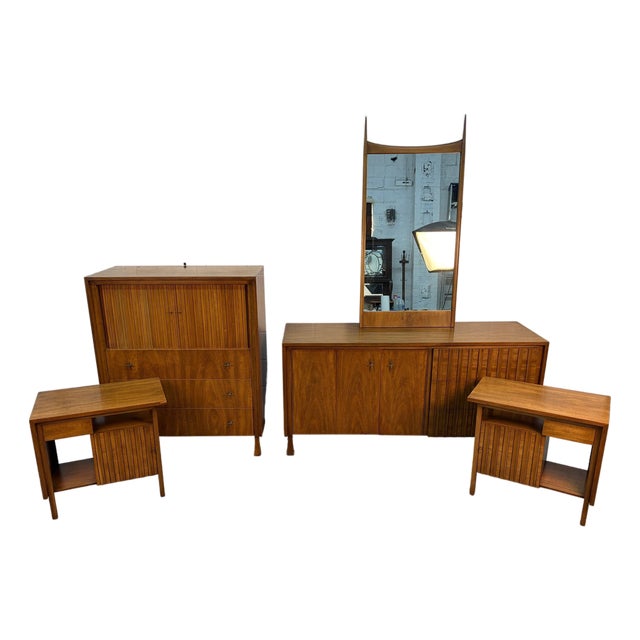 Five-Piece Mid-Century Modern Bedroom Set by John Widdicomb For Sale