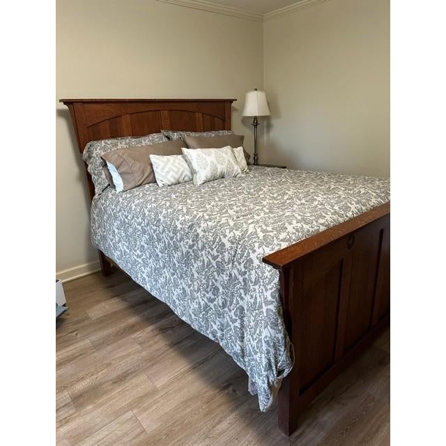 Oak Bedroom Set For Sale In Fayetteville, AR - Image 6 of 7