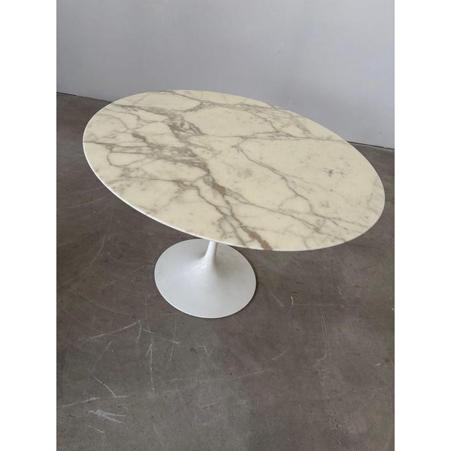 Eero Saarinen's Tulip table is one of the most famous examples of Finnish design. Featuring a single leg, its shape...