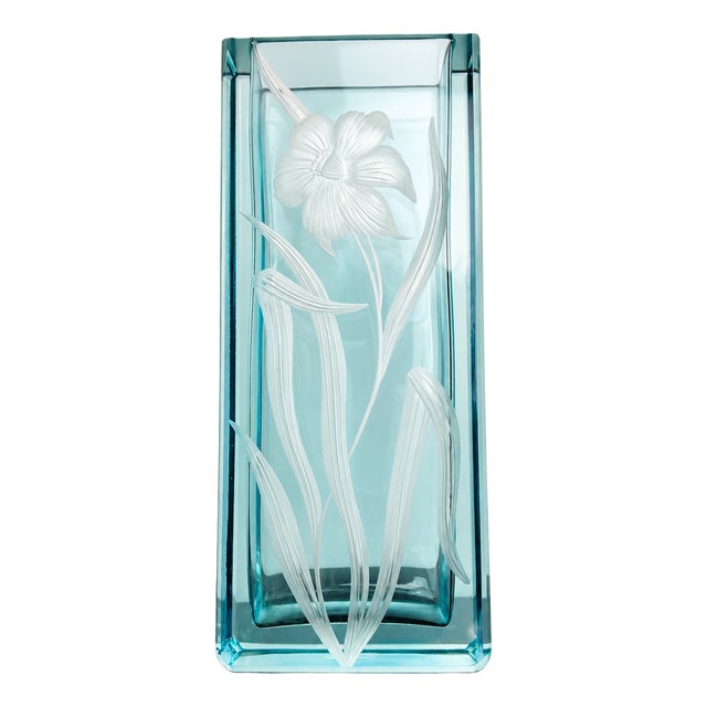 20th Century Art Glass Vase with Hand-Engraved Floral Décor by Moser, Czechoslovakia, 1960s For Sale