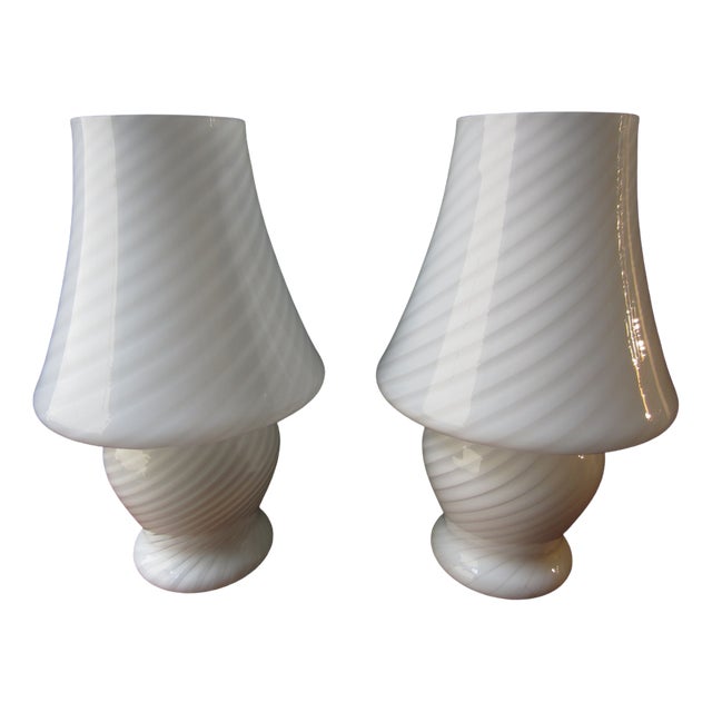 White Murano Glass Swirl Mushroom Table Lamps , 1960s, Set of 2 For Sale