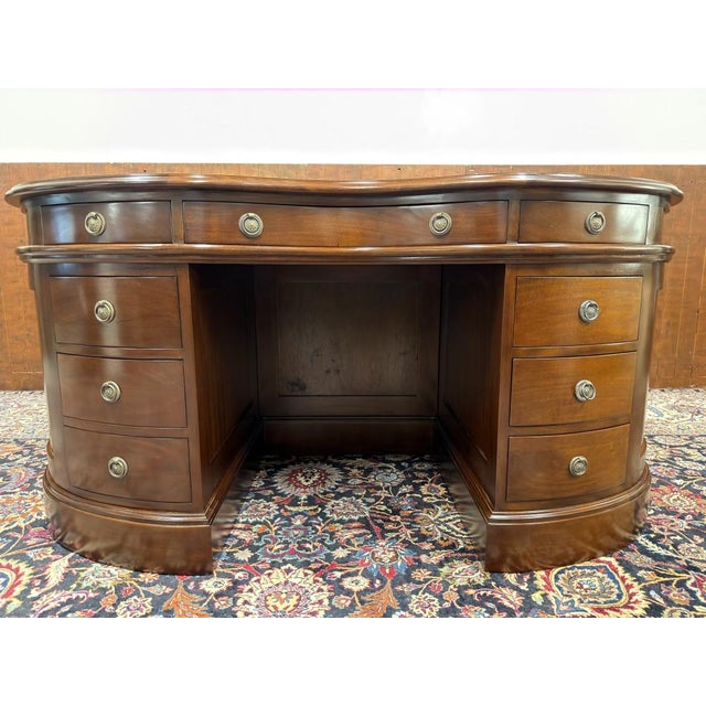 English Kidney-Shaped Chesterfield Desk For Sale - Image 9 of 17