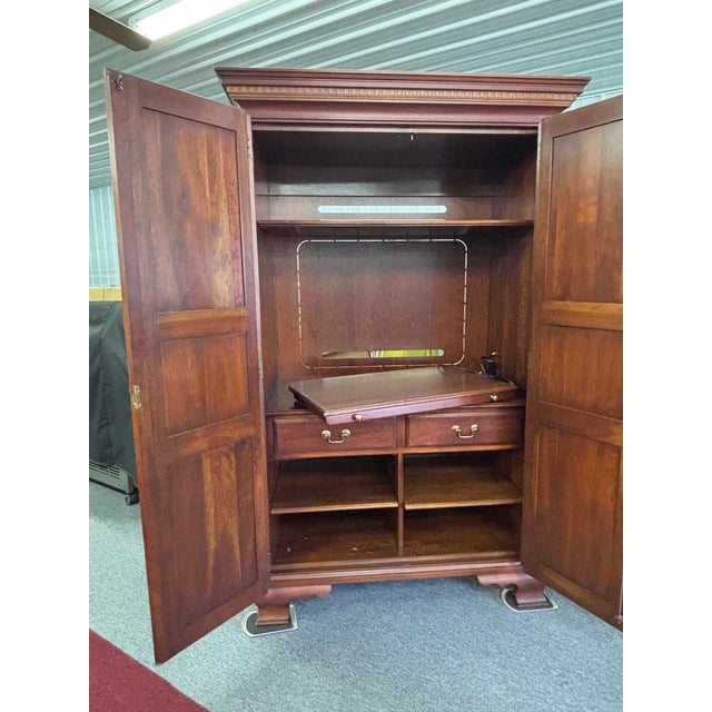 Brown Timeless Handcrafted Statton Cherry Bedroom Furniture For Sale - Image 8 of 17